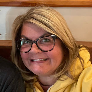 Meet your Posher, Lisa